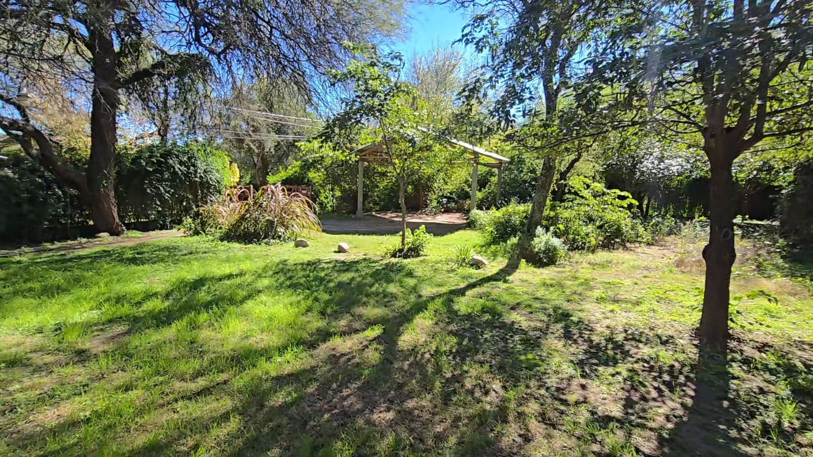 Jardín y parque amplio de la Casa 88 m²
