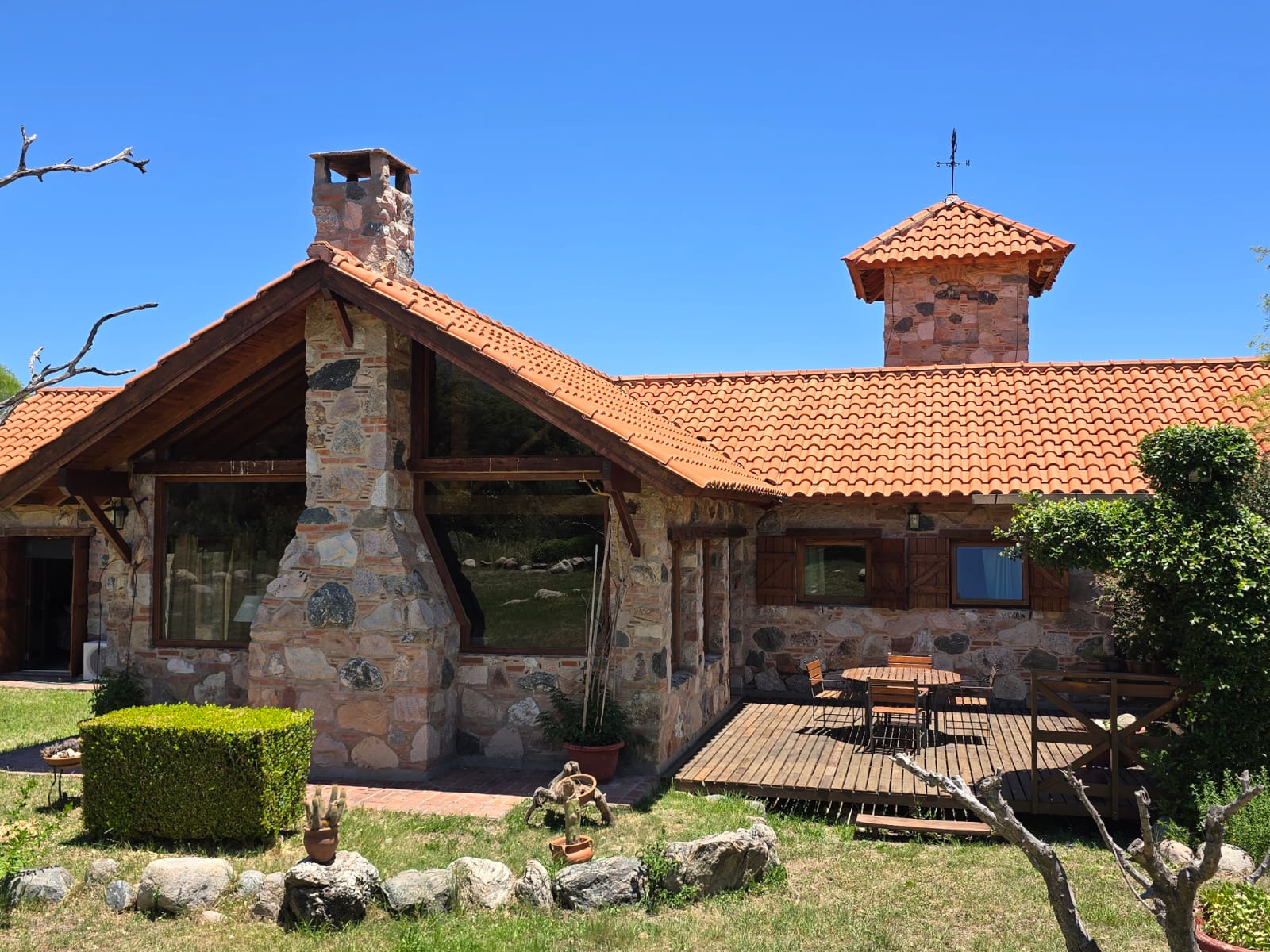 Casa de Campo, deck y galería